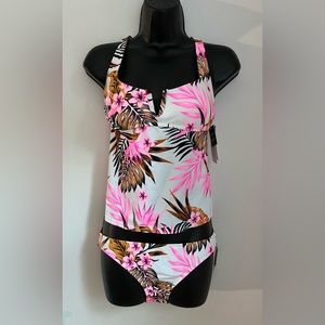 NWT Salt + Cove Women’s Two Piece Swim Suit, Size MEDIUM